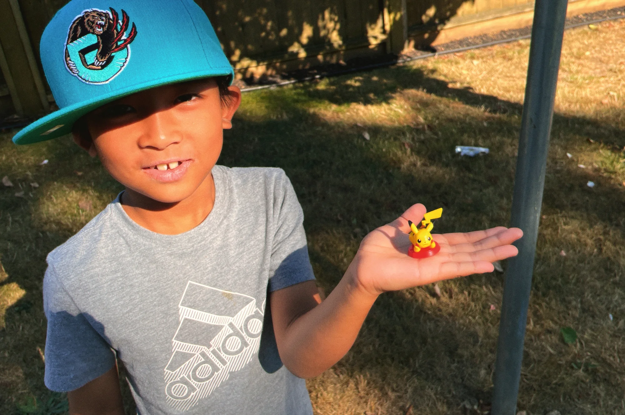 “look, i got a pikachu”