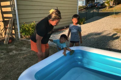 (v) pool party