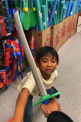 this kid stabbed me
